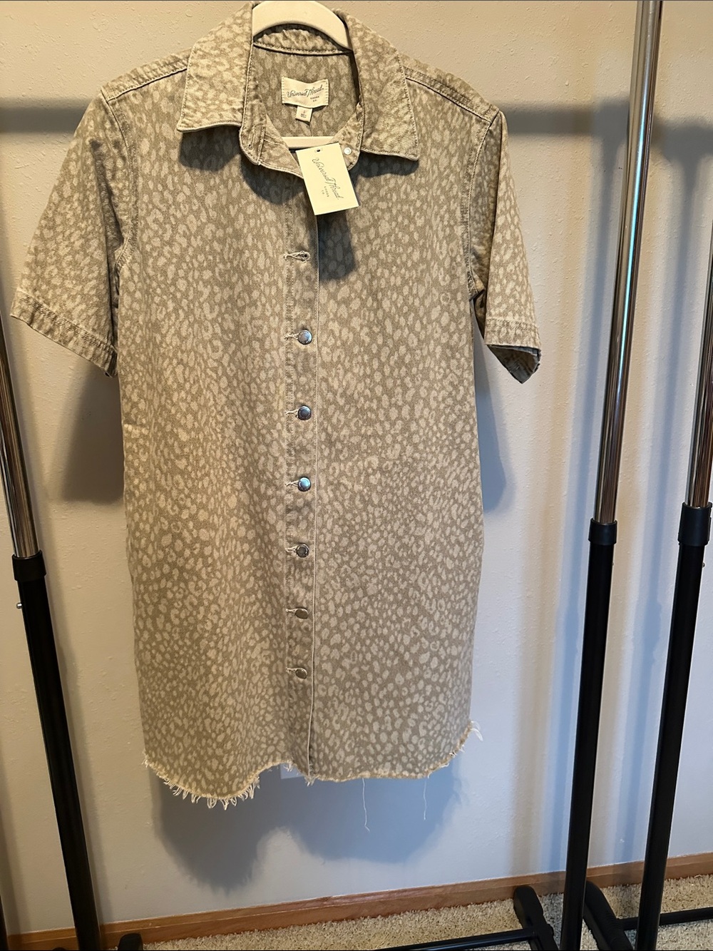 Universal Thread Taupe Animal-Print Short Sleeve Denim Dress